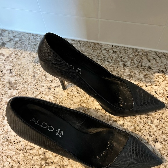 ALDO Black Pointy Faux Snakeskin Heels - Picture 3 of 9